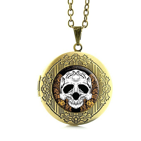 Pirates of the Caribbean Pendant Skeleton Skull Jack Necklace