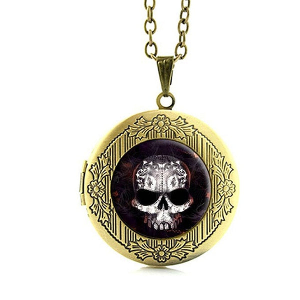 Pirates of the Caribbean Pendant Skeleton Skull Jack Necklace
